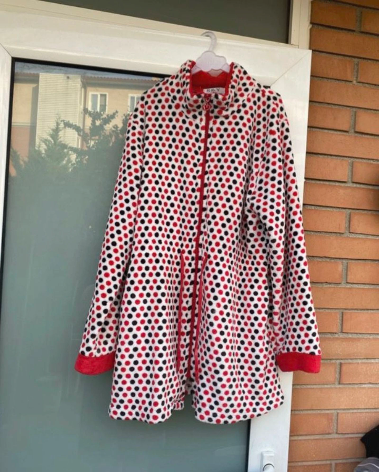 Chaqueta de lunares